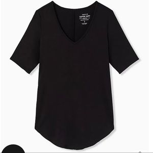 TORRID FAVORITE TUNIC SUPER SOFT BLACK